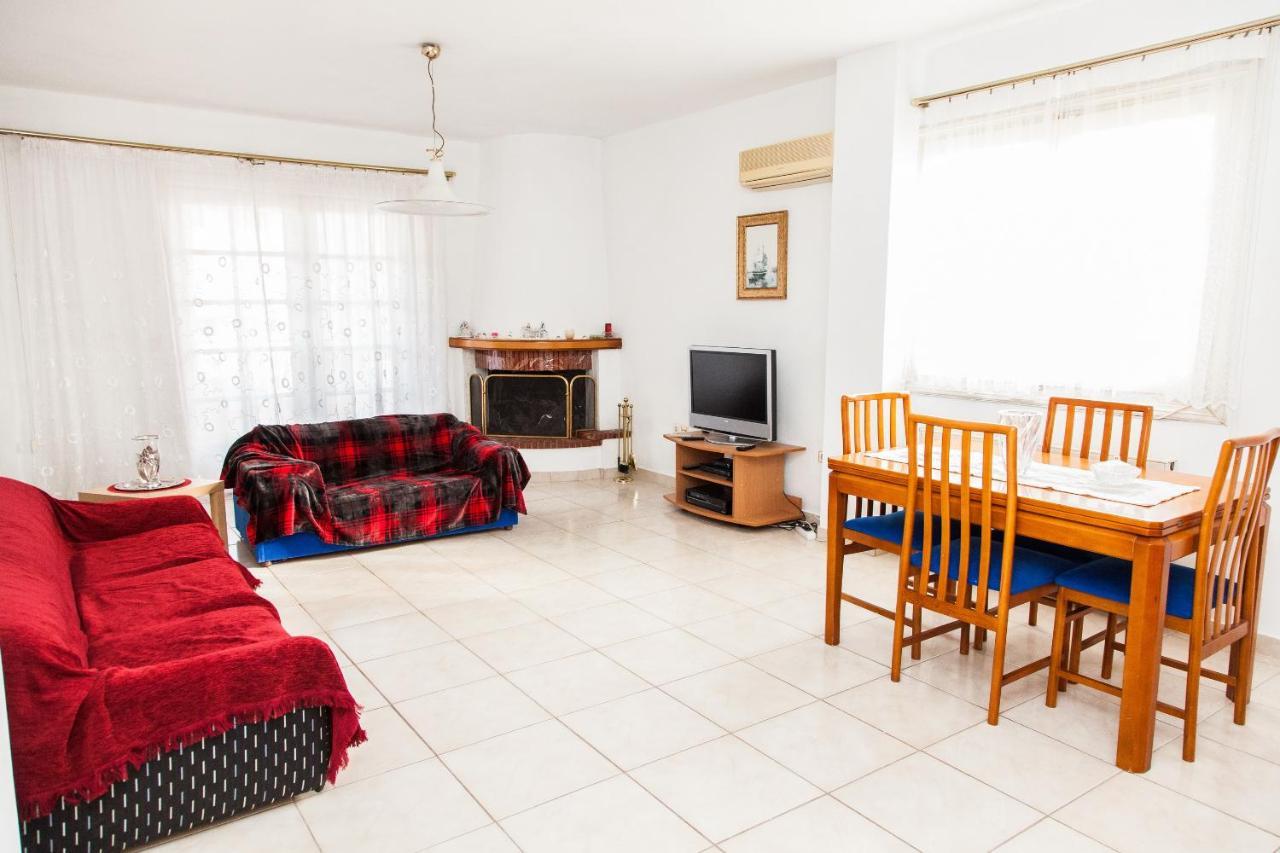 Sunny Apartment Near Metro Station Athens Ngoại thất bức ảnh